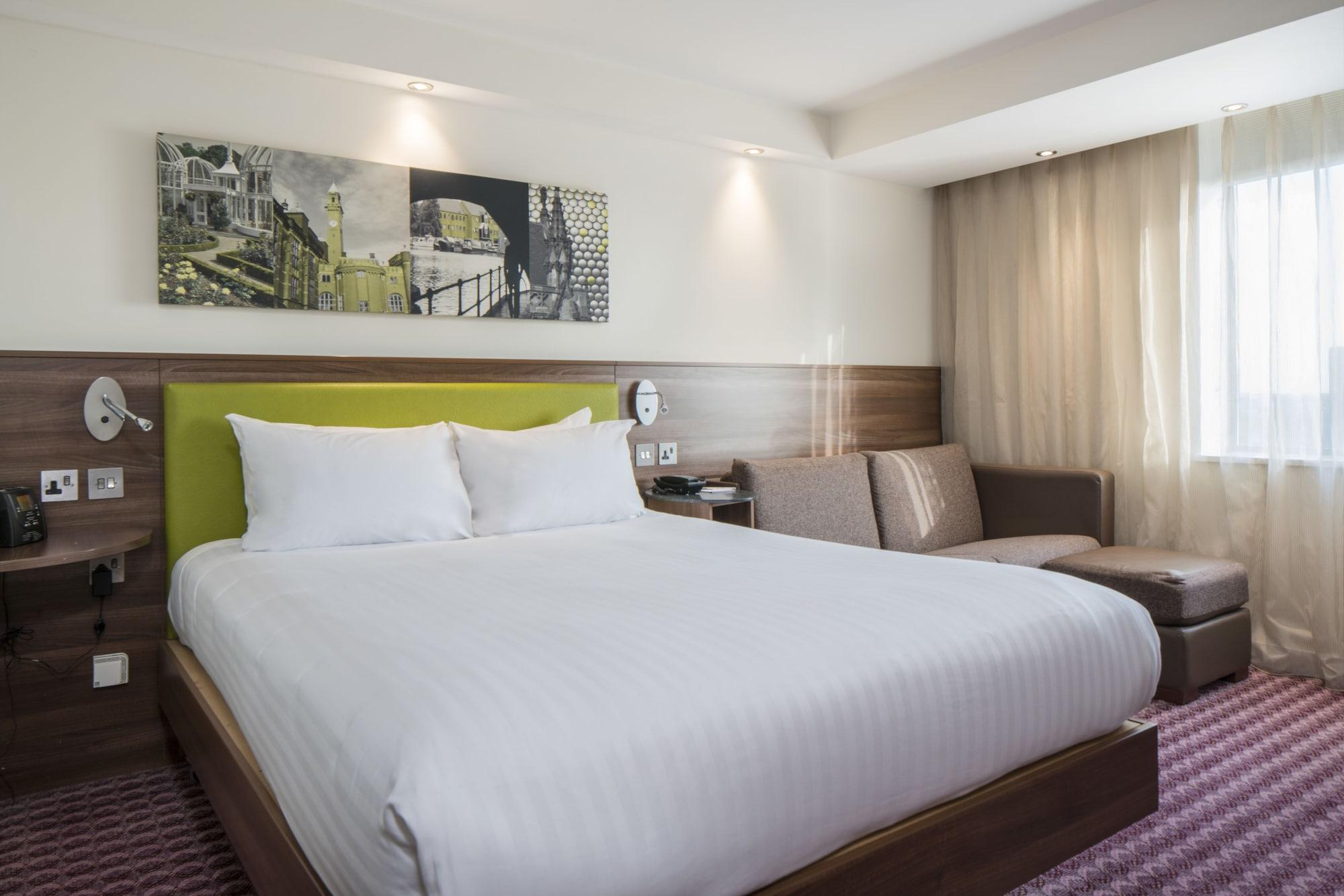 Hampton By Hilton Birmingham Broad Street Hotel Ngoại thất bức ảnh