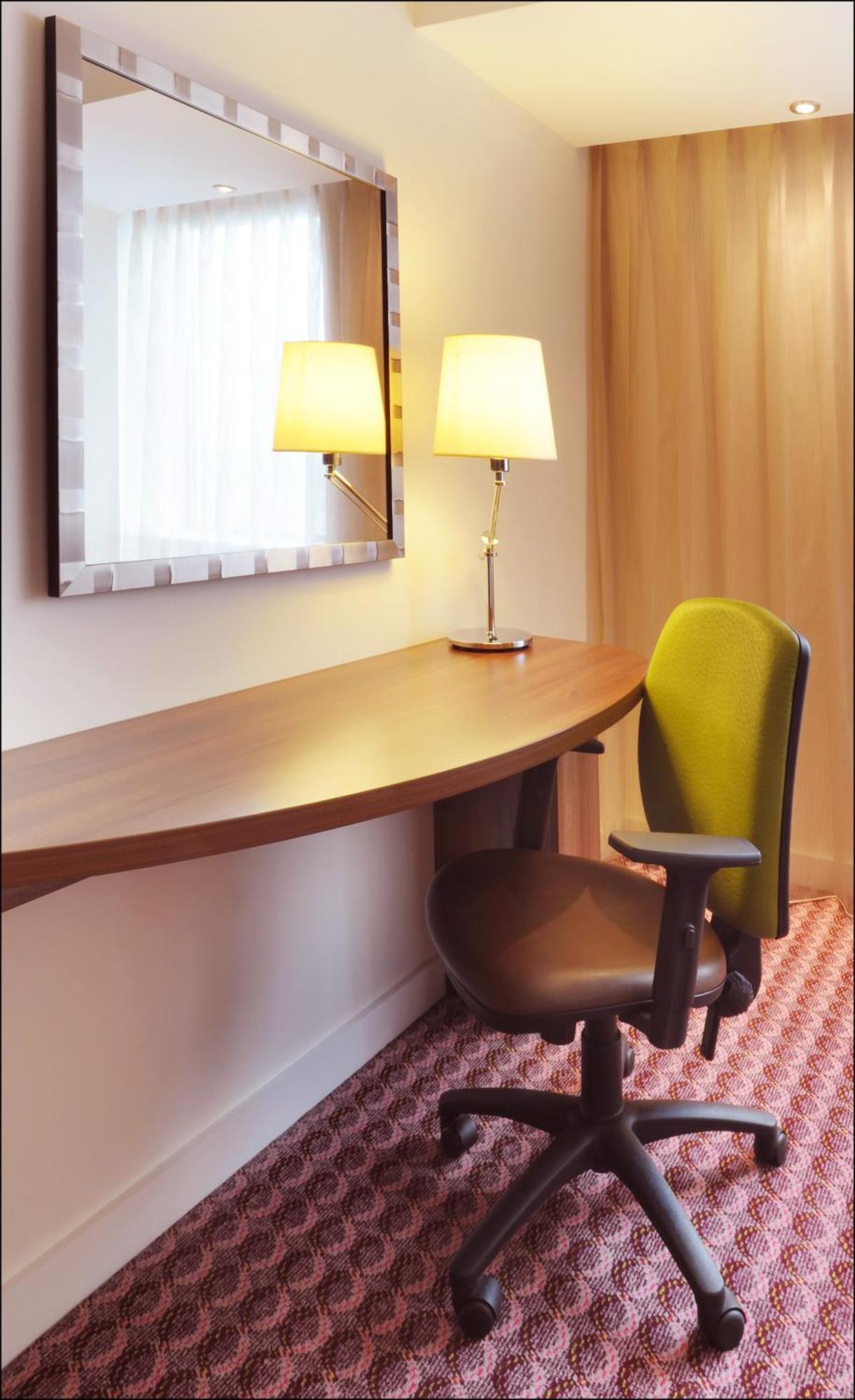 Hampton By Hilton Birmingham Broad Street Hotel Phòng bức ảnh