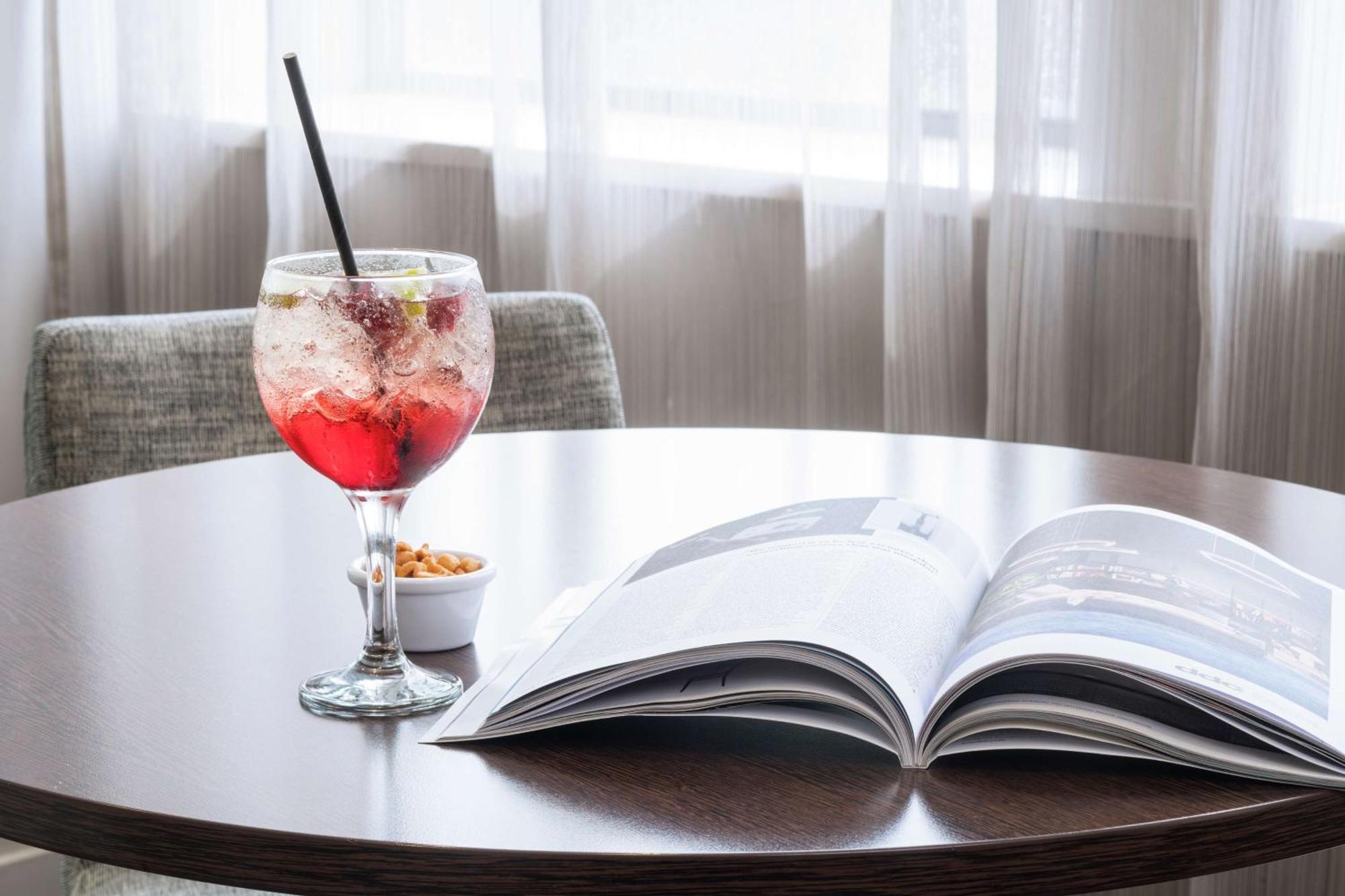 Hampton By Hilton Birmingham Broad Street Hotel Ngoại thất bức ảnh