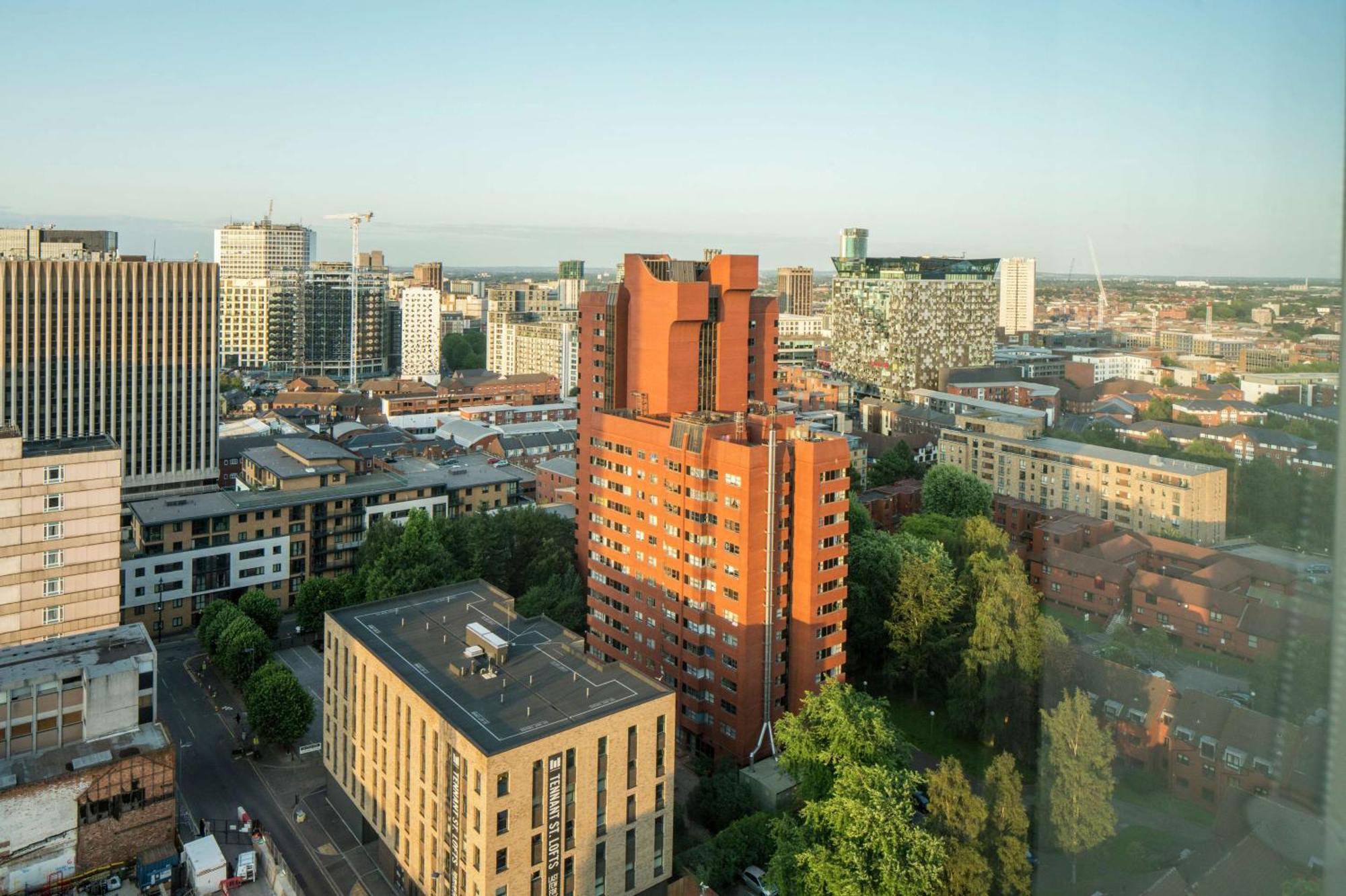 Hampton By Hilton Birmingham Broad Street Hotel Ngoại thất bức ảnh