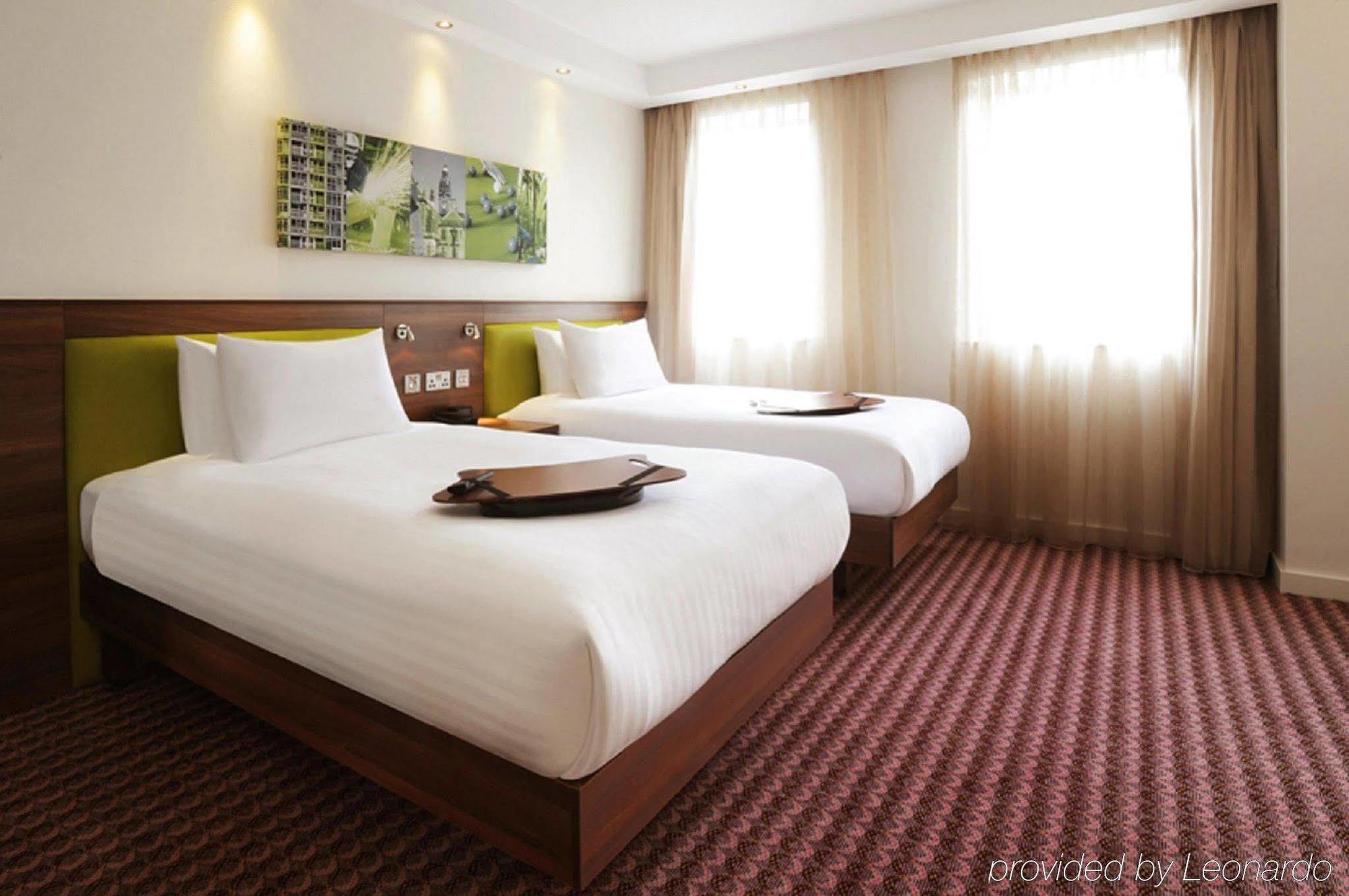 Hampton By Hilton Birmingham Broad Street Hotel Ngoại thất bức ảnh