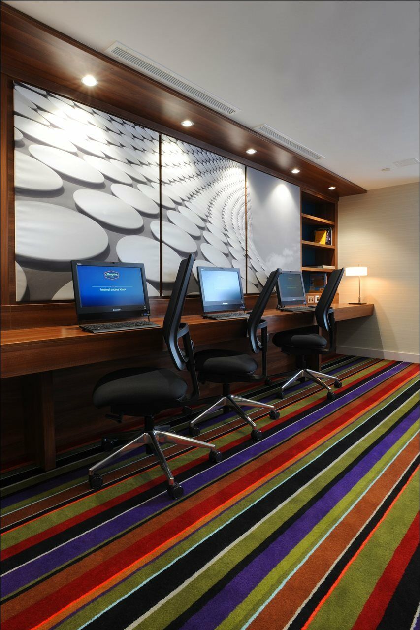 Hampton By Hilton Birmingham Broad Street Hotel Ngoại thất bức ảnh